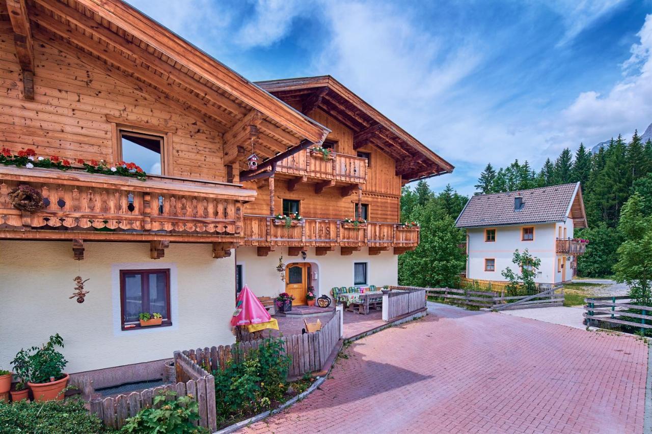 Haus Obermuehle Bed & Breakfast Maria Alm am Steinernen Meer Luaran gambar